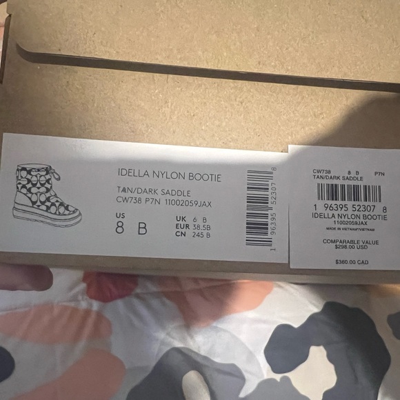 Size 8 - Picture 10 of 10